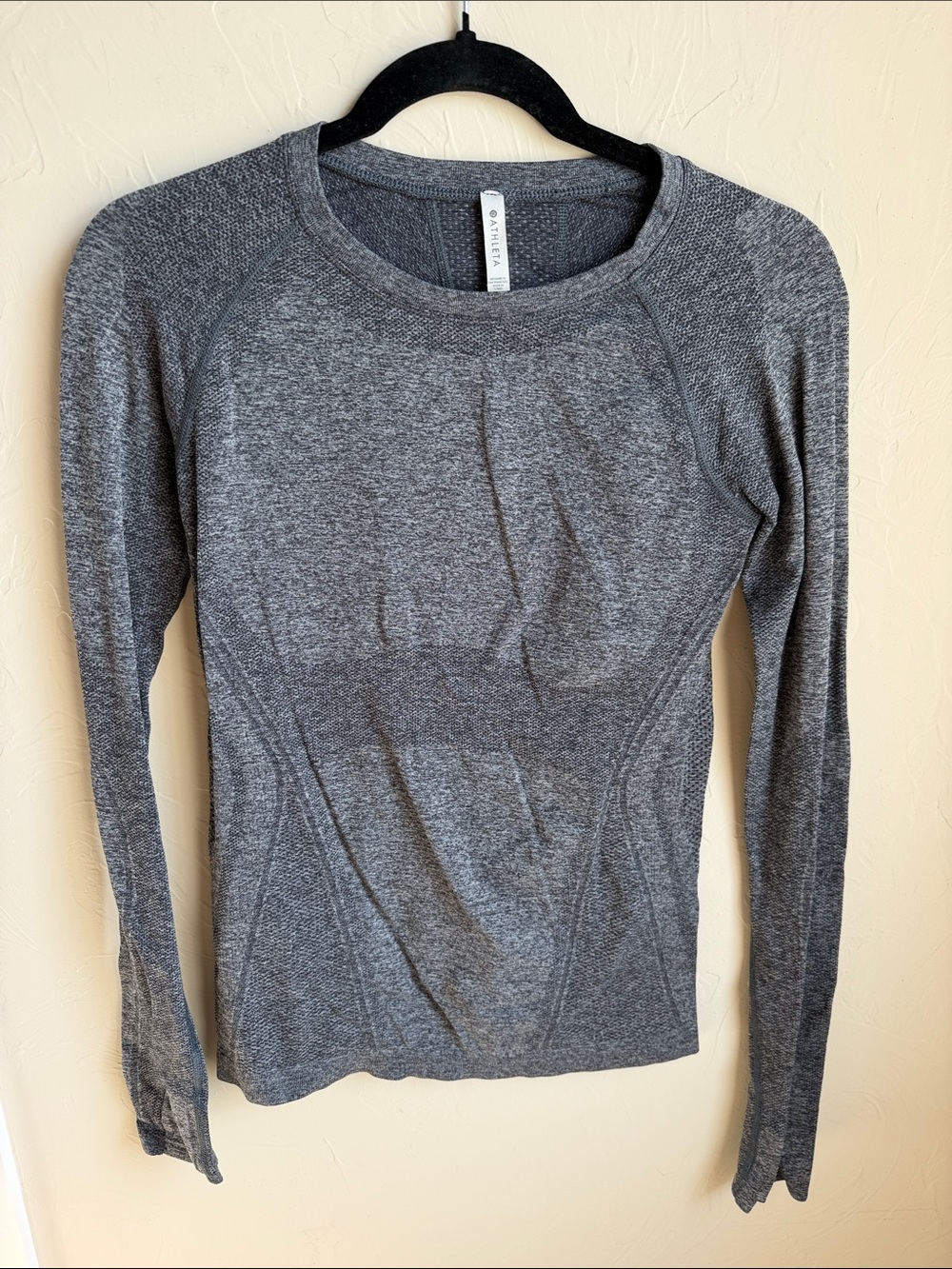 Athleta Gray Seamless Long Sleeve Top